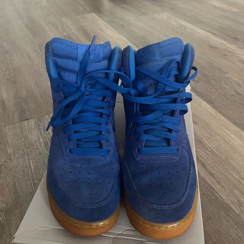 Air force - Picture 3 of 4